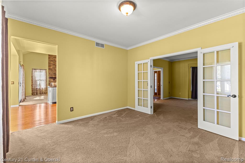 710 Saint Johns Blvd. Saint Johns Boulevard, Lincoln Park, MI 48146 — Photo 11