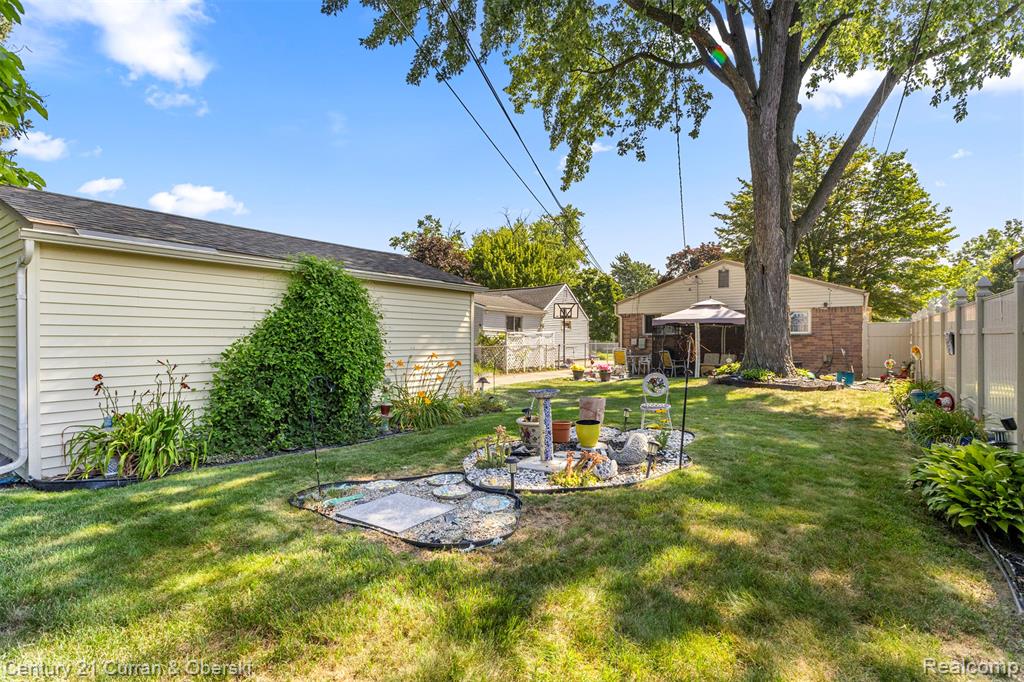 6159 Nightingale Street, Dearborn Heights, MI 48127 — Photo 28