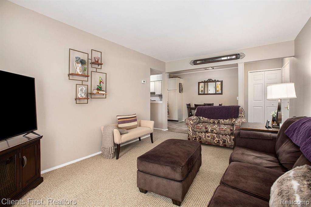 44425 SAVERY Drive, Canton, MI 48187 — Photo 3