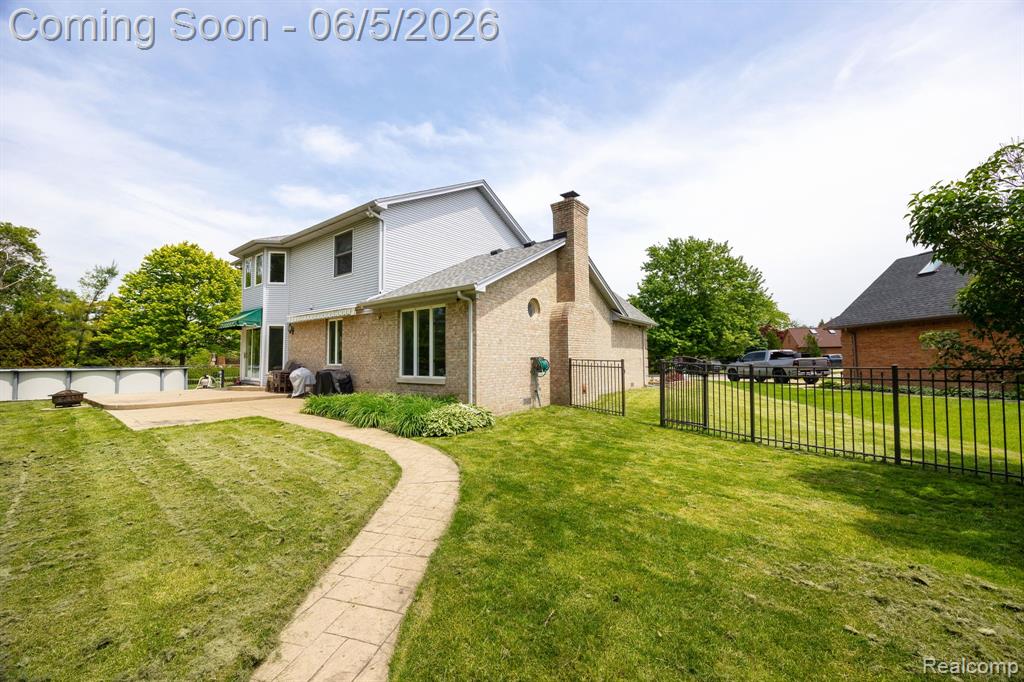 932 River Court, Wyandotte, MI 48192 — Photo 16