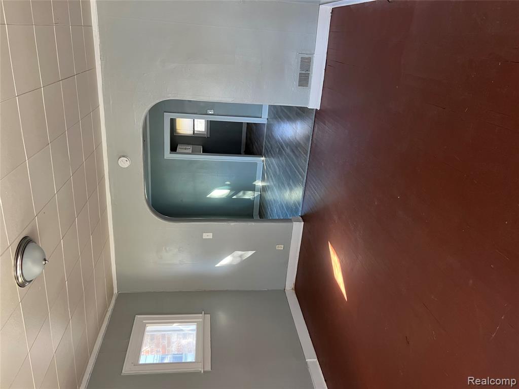 936 Stocker Avenue, Flint, MI 48503 — Photo 3