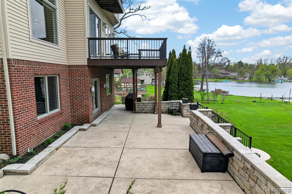 3071 School Lake Drive, Brighton, MI 48114 — Photo 40