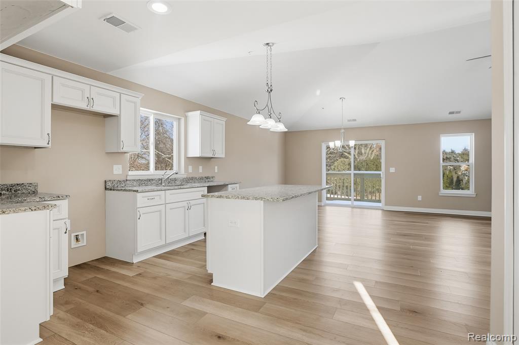 16515 Savor Lane, Clinton Twp, MI 48035 — Photo 12