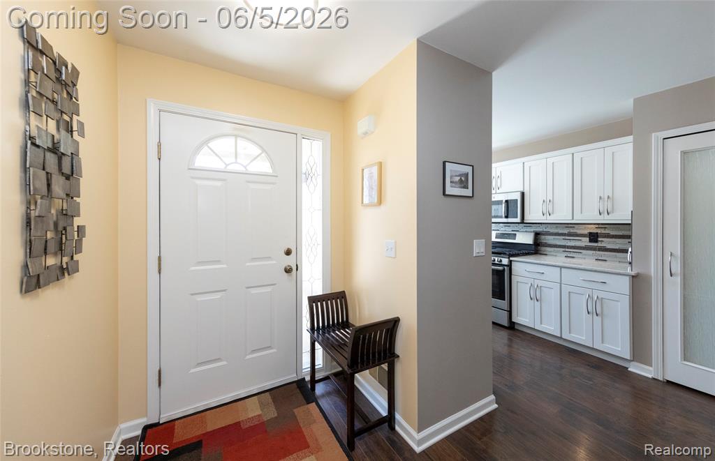 30008 GREGORY, Grand Blanc, MI 48439 — Photo 9
