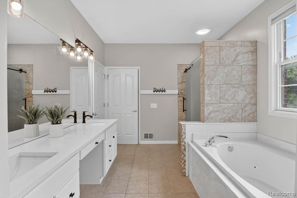 1630 Mistwood Court, Canton, MI 48187 — Photo 32