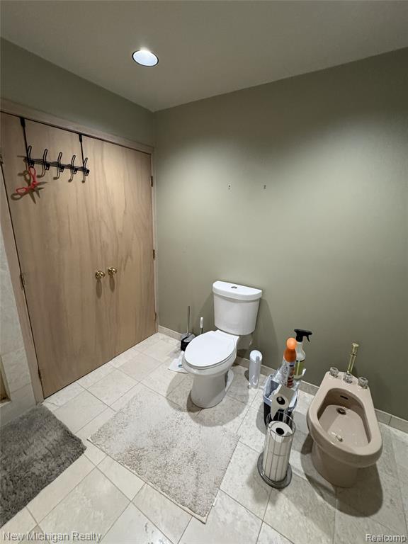 3989 S Shore Drive, Commerce Twp, MI 48382 — Photo 37