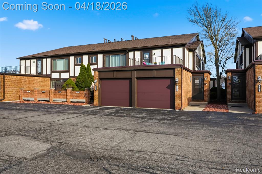 408 Country Club Drive, Saint Clair Shores, MI 48082 — Photo 2