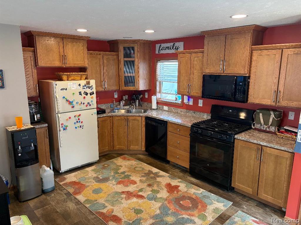 3615 Pinelands Point Road, Gladwin, MI 48624 — Photo 8