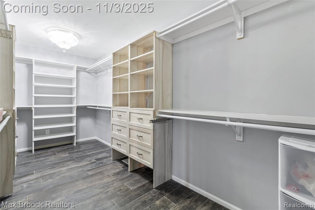 5366 Midchester Court, West Bloomfield, MI 48324 — Photo 27