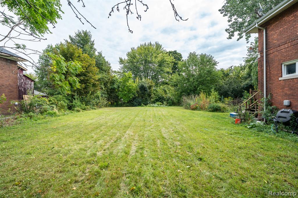 912 E GRAND Boulevard, Detroit, MI 48207 — Photo 37
