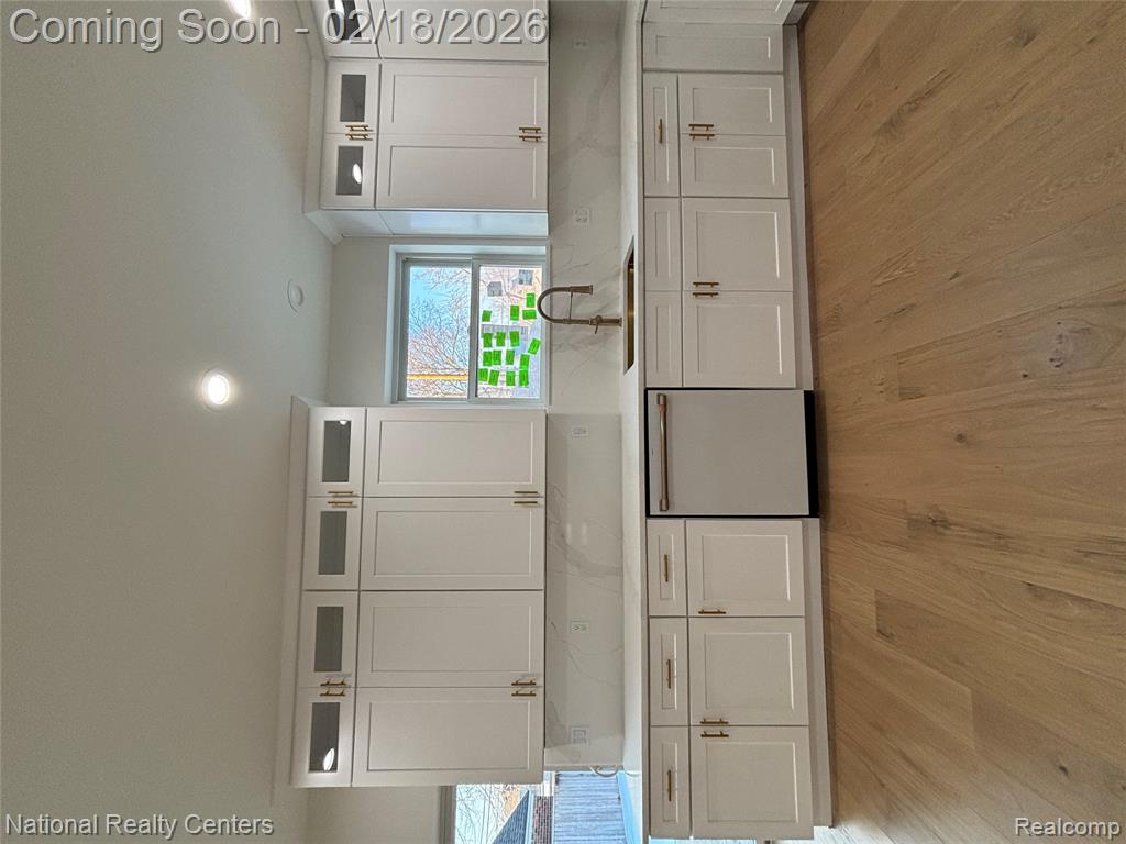 10024 Borgman Avenue, Huntington Woods, MI — Photo 14
