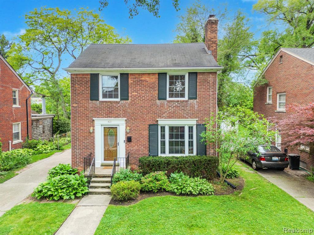 421 Maison Road, Grosse Pointe Farms, MI 48236 — front exterior