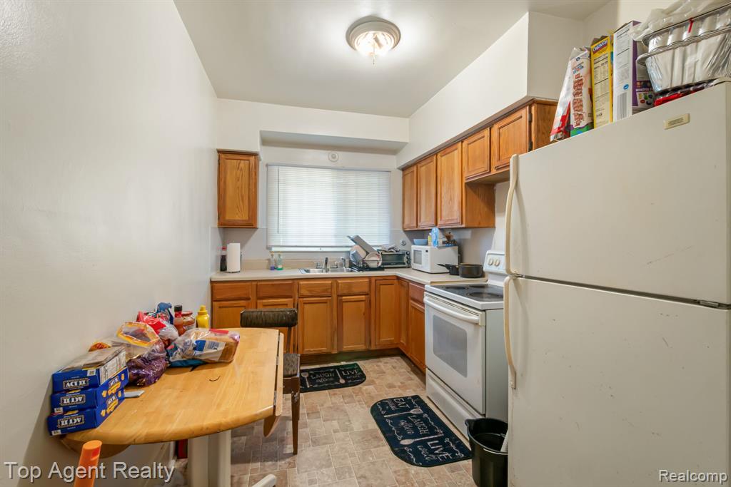 3958 Buckingham Avenue, Detroit, MI 48224 — Photo 13