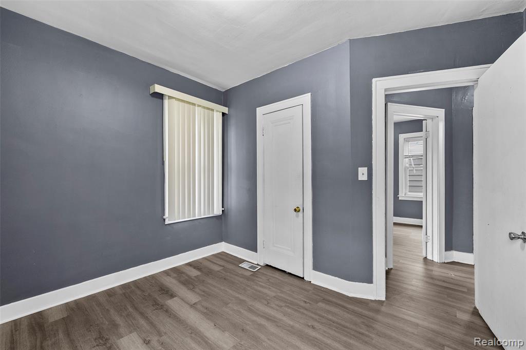 6406 Payne Avenue, Dearborn, MI 48126 — Photo 17