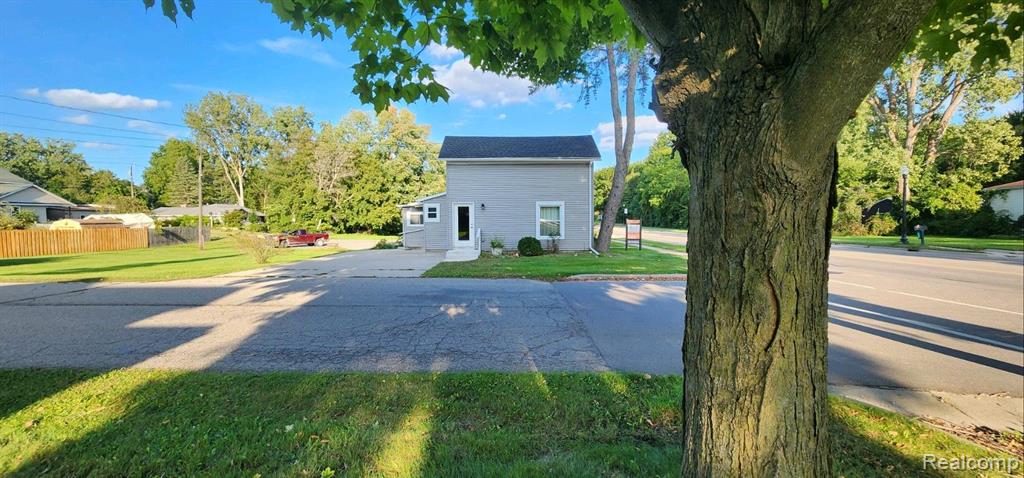 609 E MAIN Street, Pinckney, MI 48169 — Photo 15