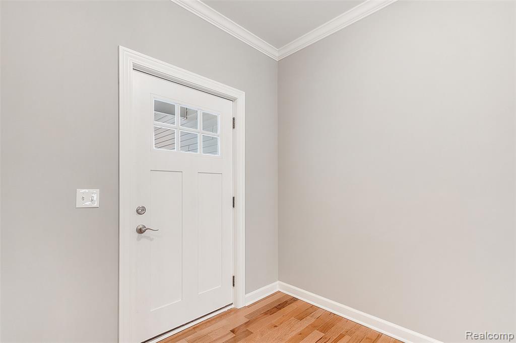 5232 Farmridge Lane, Grand Blanc, MI 48439 — Photo 2