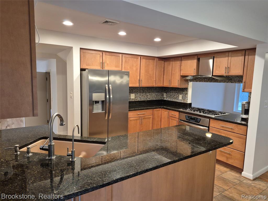 1100 Lockwood Road, Ortonville, MI 48462 — Photo 8