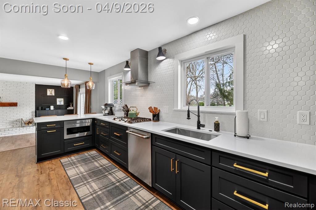 1877 Hopkins Drive, Wixom, MI 48393 — Photo 9