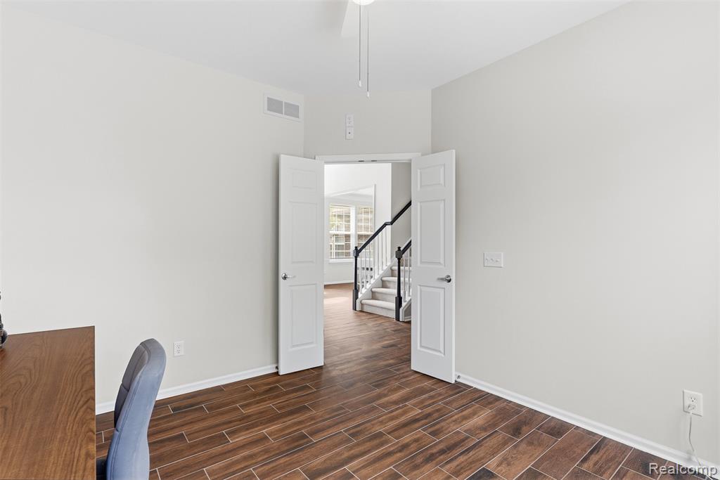 6323 Moonstone Drive, Grand Blanc, MI 48439 — Photo 17