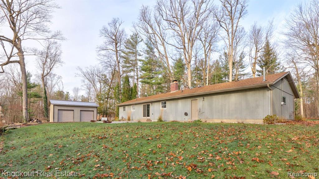 9120 S RONRICK Place, Frankenmuth, MI 48734 — Photo 37