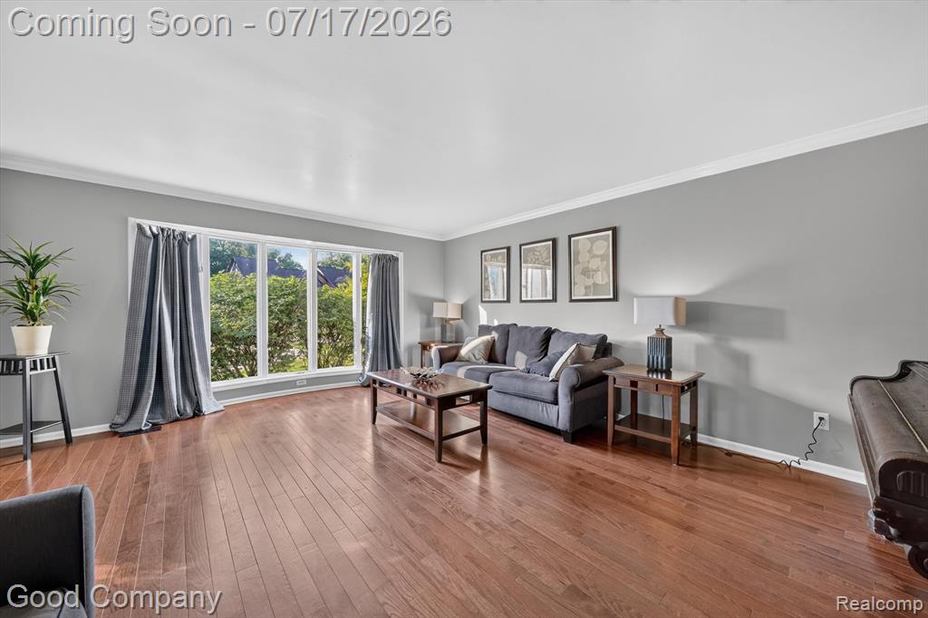 38921 Santa Barbara Street, Clinton Twp, MI 48036 — Photo 11