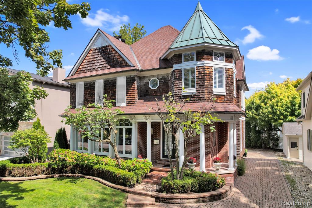 655 Chester Street, Birmingham, MI 48009 — front exterior