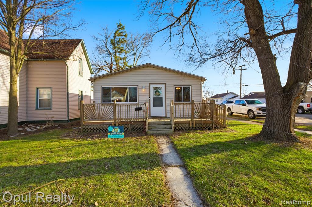 11571 Grant Street, Riverview, MI 48193 — front exterior