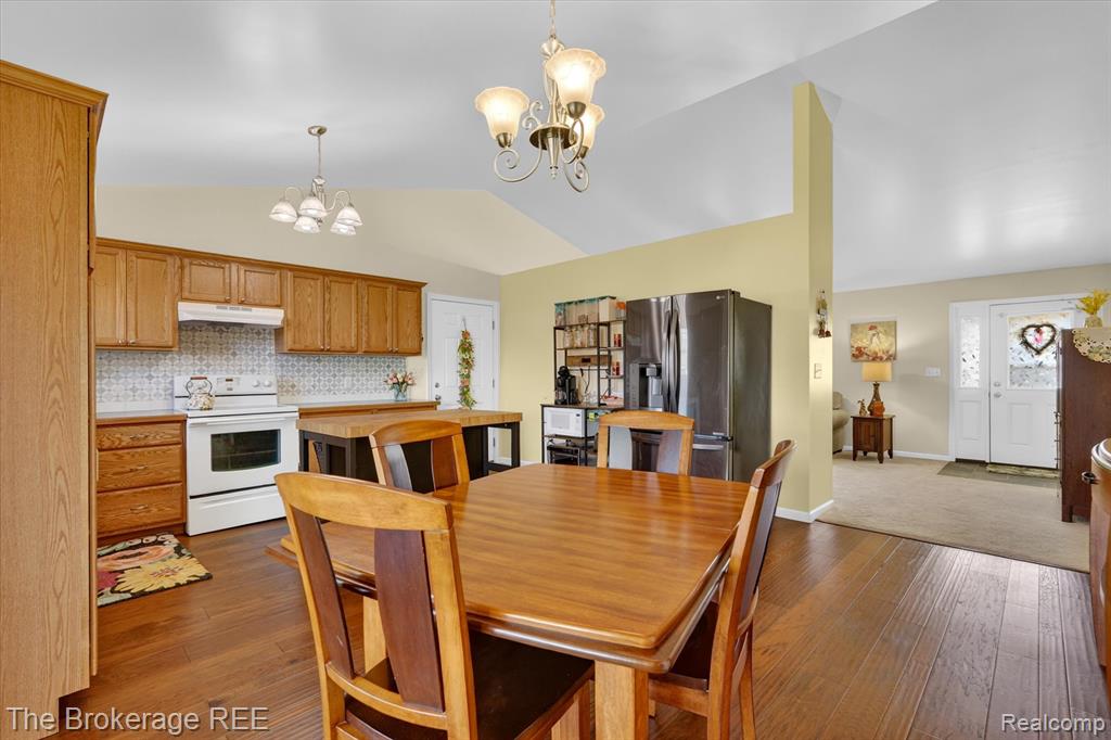 2092 Brier Crest Drive, Davison, MI 48423 — Photo 14