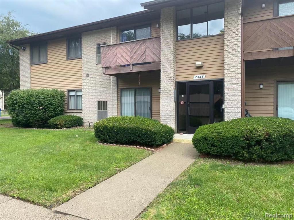 7538 Manor Circle, 102, Westland, MI — front exterior
