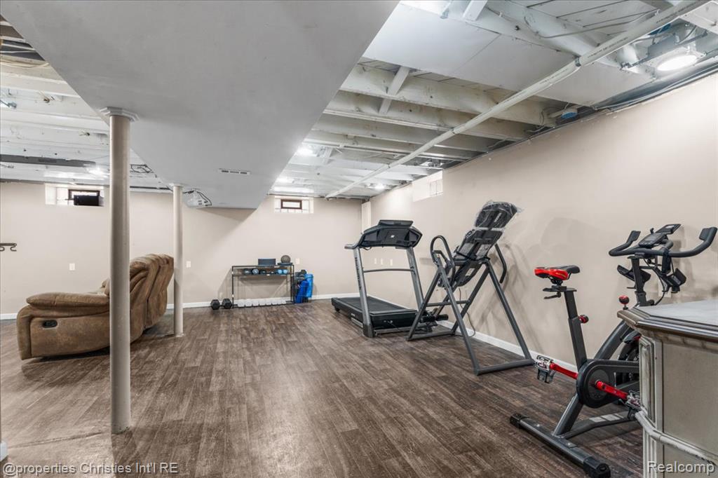 916 Harrison Boulevard, Lincoln Park, MI 48146 — Photo 19