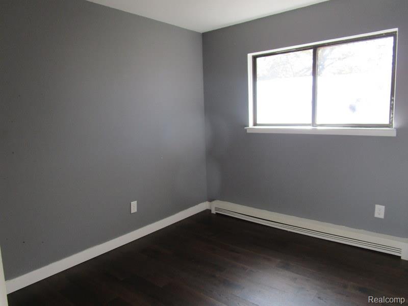 24681 Saint Paul Boulevard, Harrison Township, MI — Photo 10