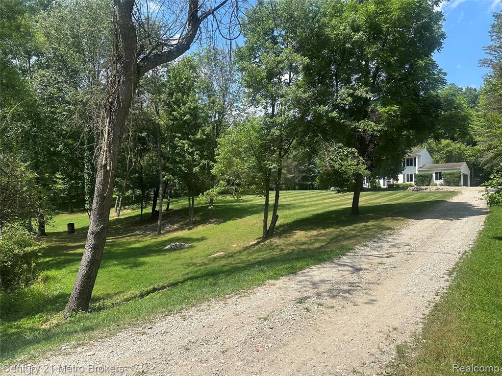 845 Hillsdale Lane, Ortonville, MI 48462 — Photo 4