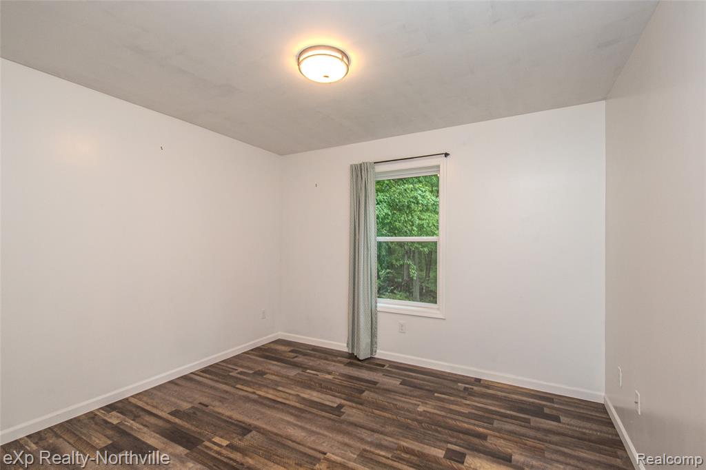 1765 Parker Road, Holly, MI 48442 — Photo 16