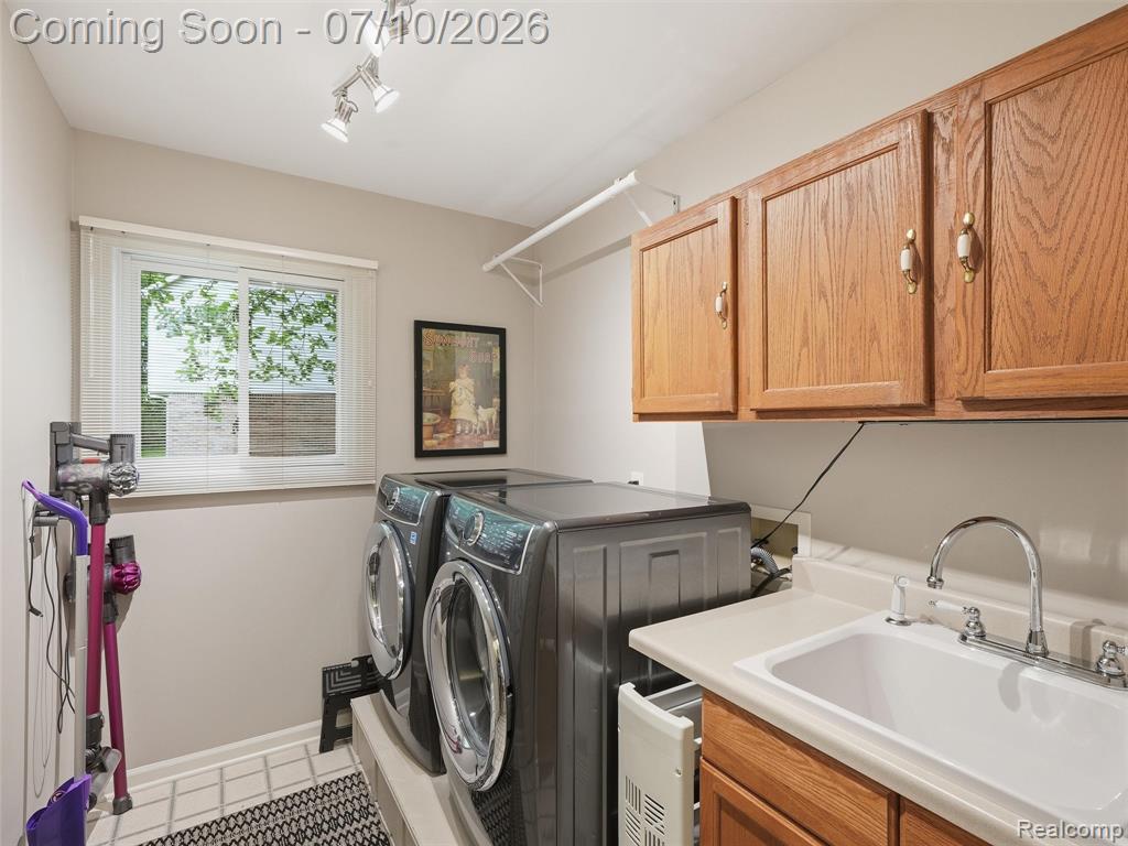 45698 Primrose Court, Plymouth, MI 48170 — Photo 24
