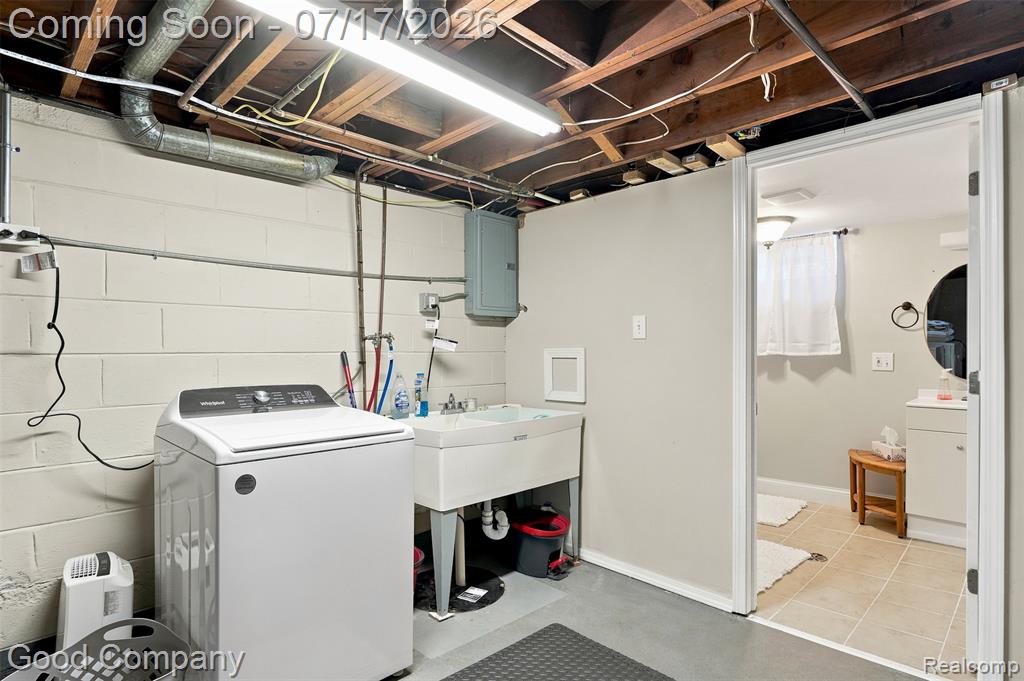 13441 Oak Park Boulevard, Oak Park, MI 48237 — Photo 30