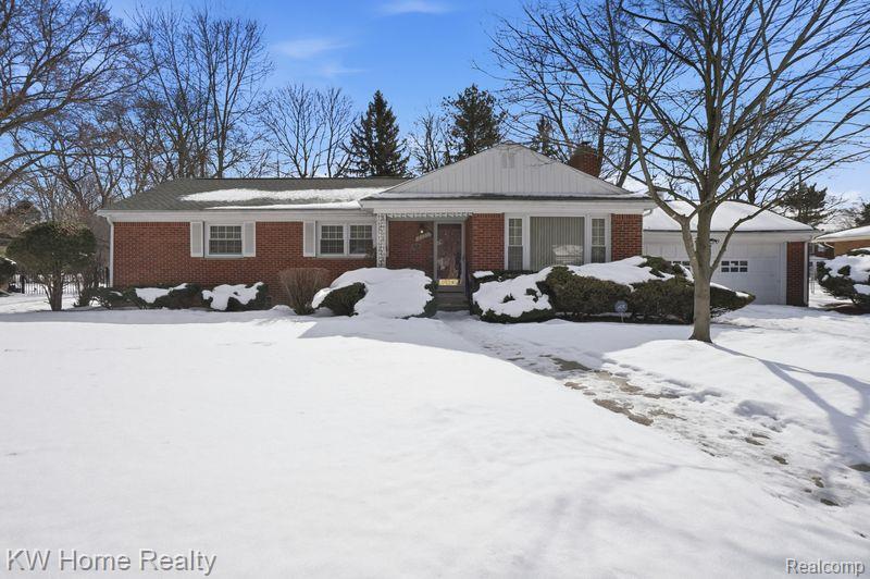 18635 San Diego Boulevard, Lathrup Village, MI 48076 — Photo 2