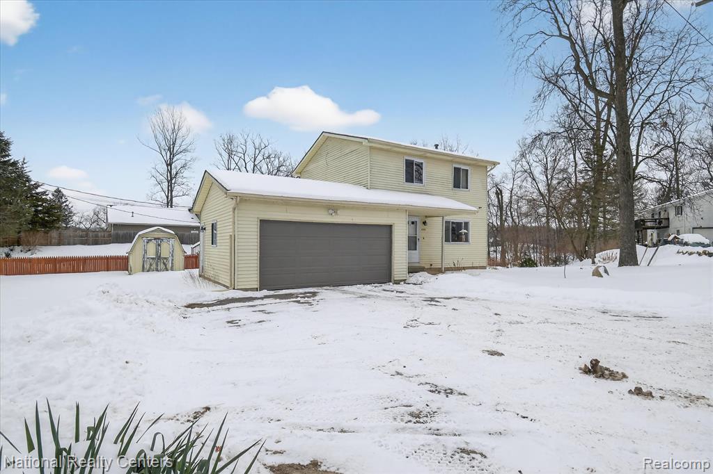 4315 Gale Drive, Howell, MI 48843 — Photo 3
