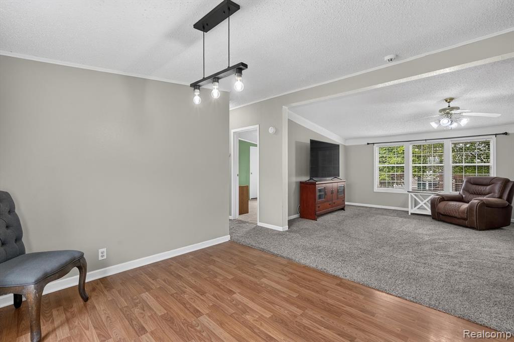 11595 Clearwater Drive, Fenton, MI 48430 — Photo 14
