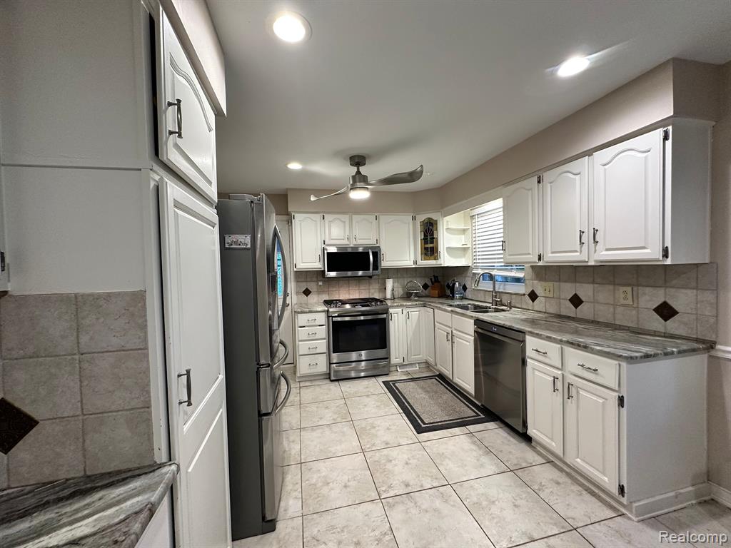 4387 PATRICK Road, West Bloomfield, MI — Photo 35