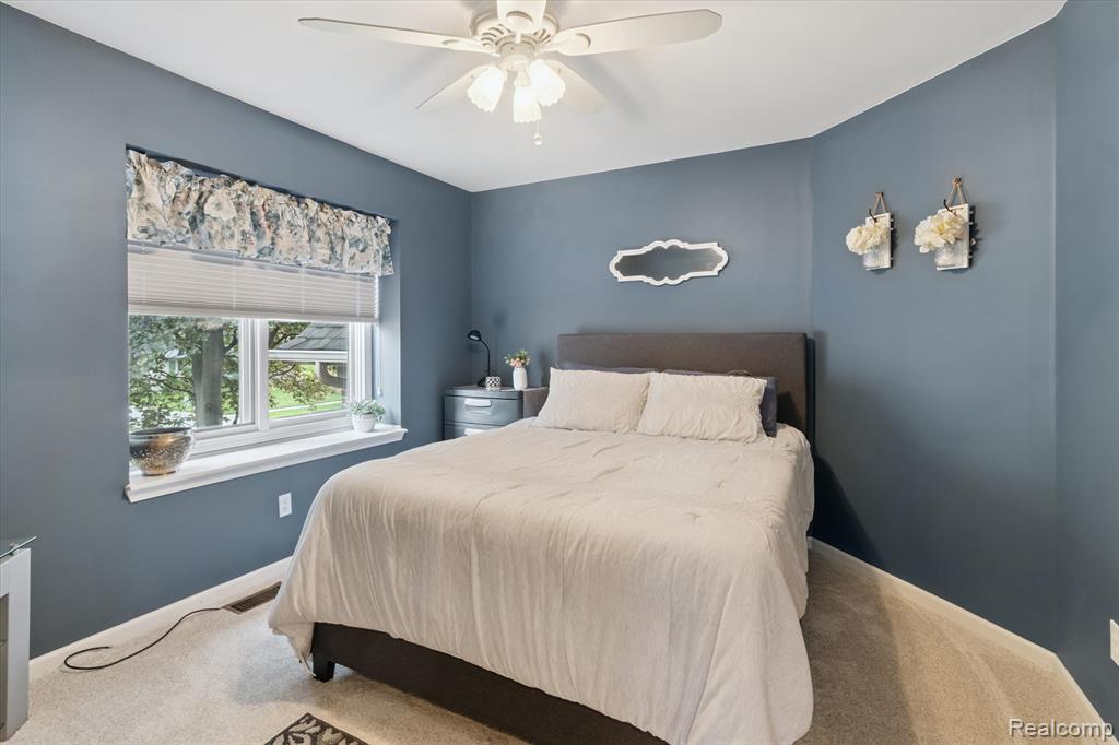 47509 Brockmor Drive, Shelby Twp, MI 48315 — Photo 43