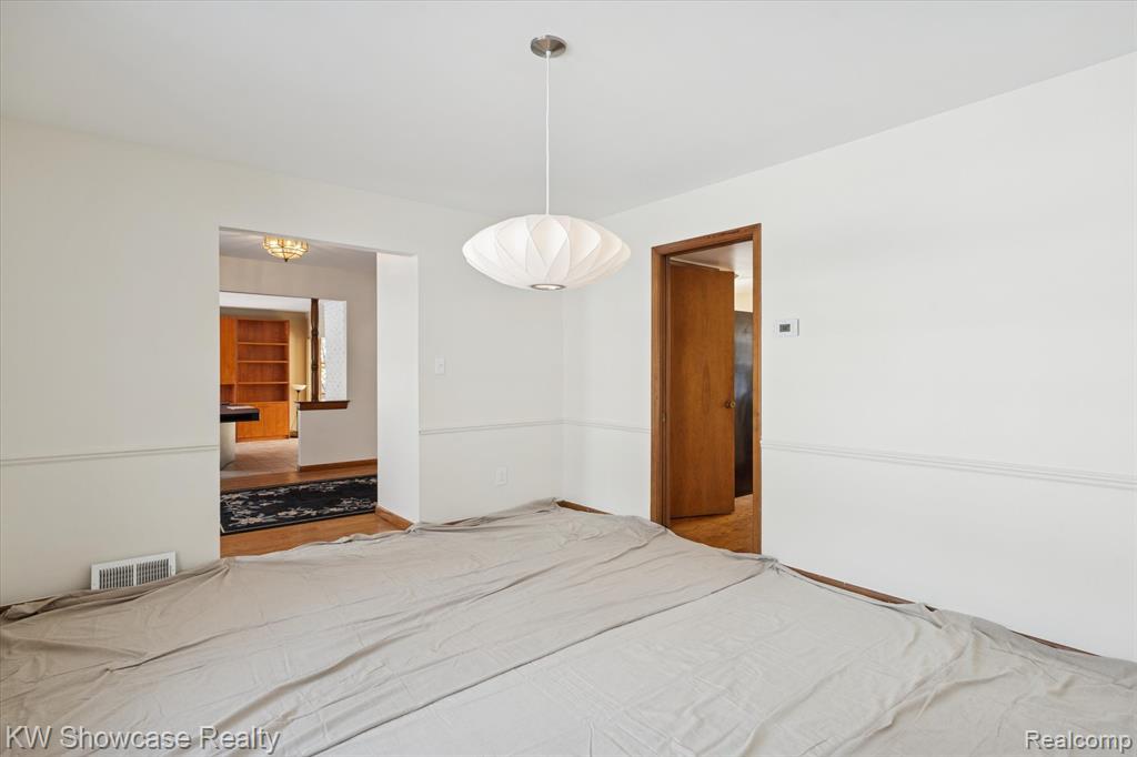 5241 S Pebblecreek Road, West Bloomfield, MI — Photo 15