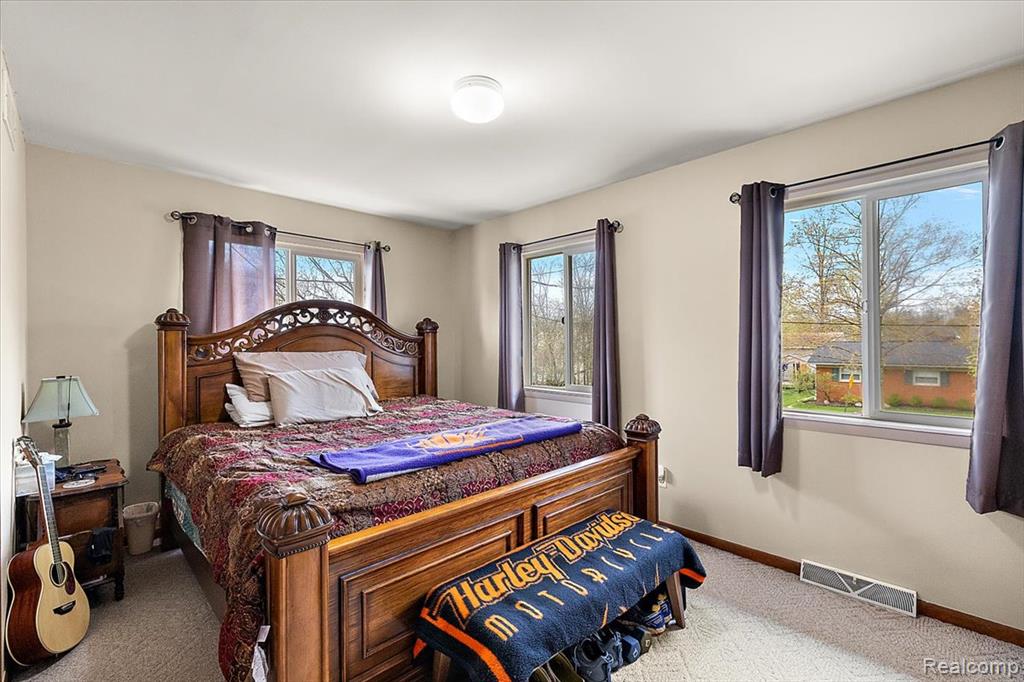 490 Glenn Court, Lake Orion, MI 48362 — Photo 23