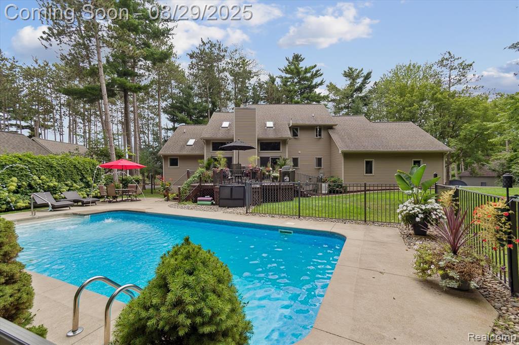 7856 N Kilkenny Drive, Brighton, MI 48116 — Photo 58