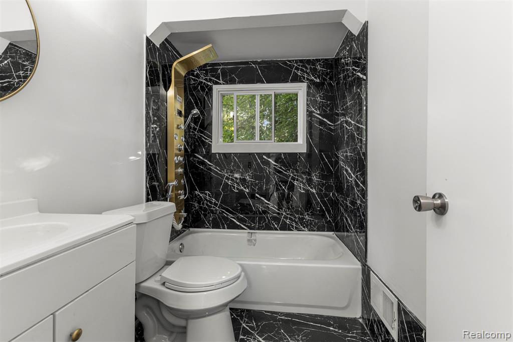 7415 Plainview Avenue, Detroit, MI 48228 — Photo 16