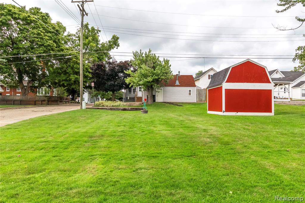 847 N Main Street, Lapeer, MI 48446 — Photo 47