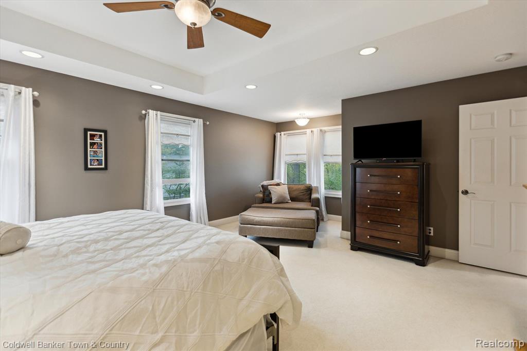 5205 RIDGEVIEW Court, Midland, MI 48642 — Photo 36