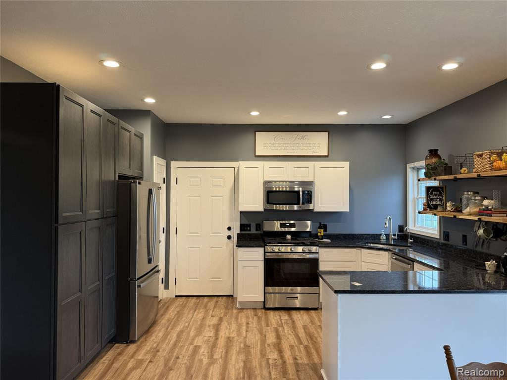 7674 SE Golf Meadows Drive, Caledonia, MI, 49316