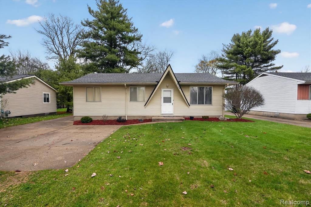 4739 Joan Lane, Pinckney, MI 48169 — Photo 3