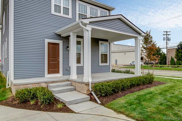 710 Schalm Dr, Clawson, MI — Photo 27