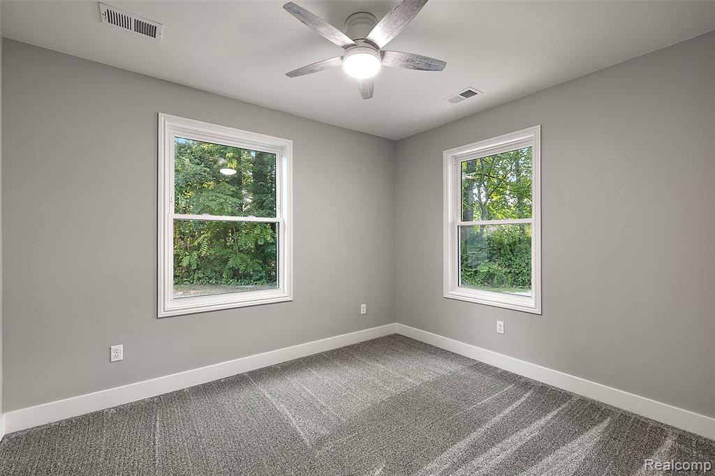5771 Gratiot Avenue, St. Clair, MI 48079 — Photo 46